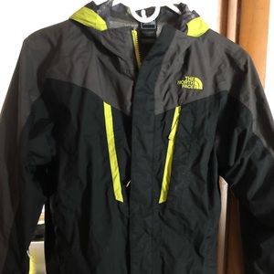 Boy’s The North Face HyVent 2 in 1 fleece/shell